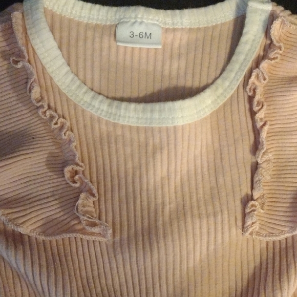 Pink Ribbed Baby Outfit Set - Picture 2 of 5